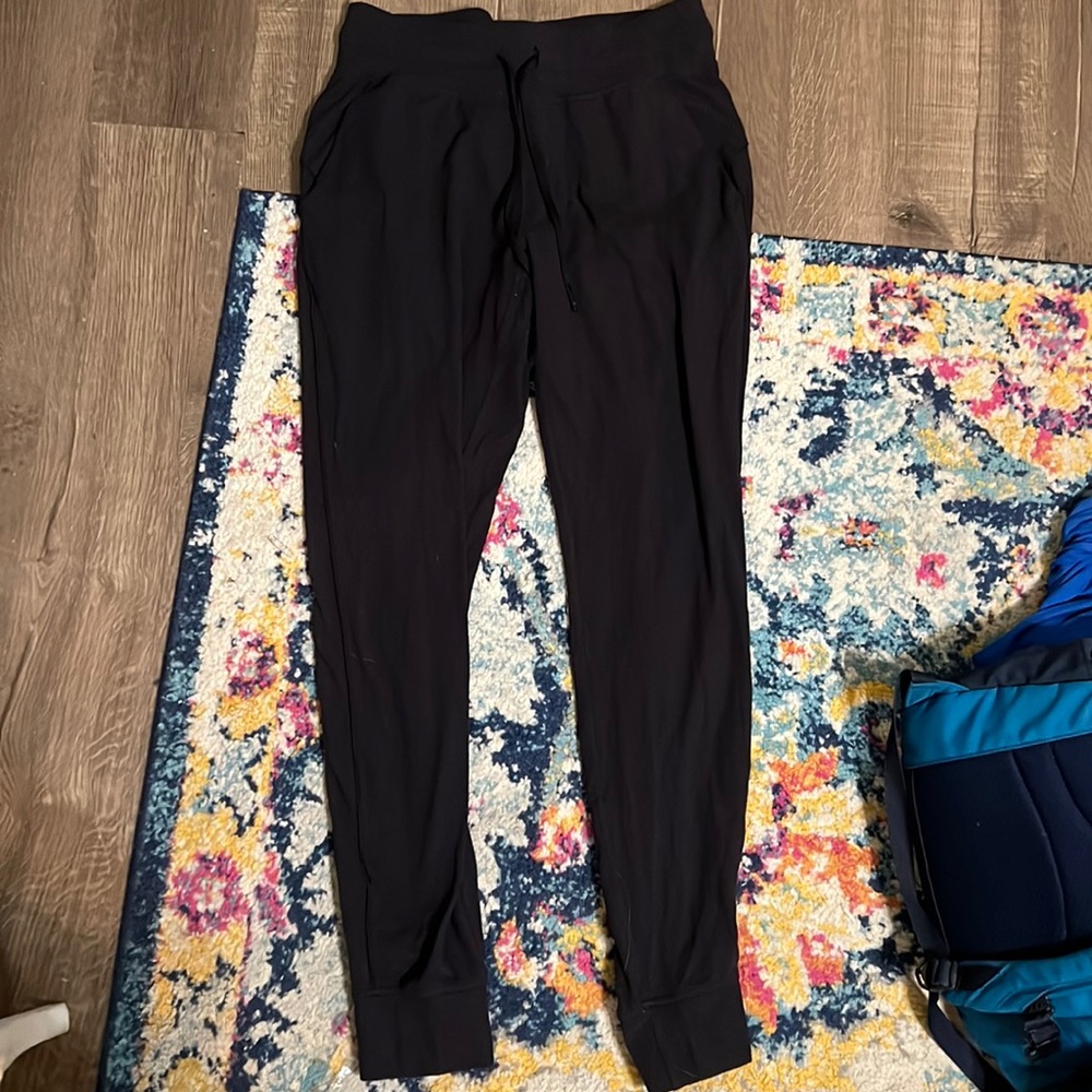 Lululemon joggers
